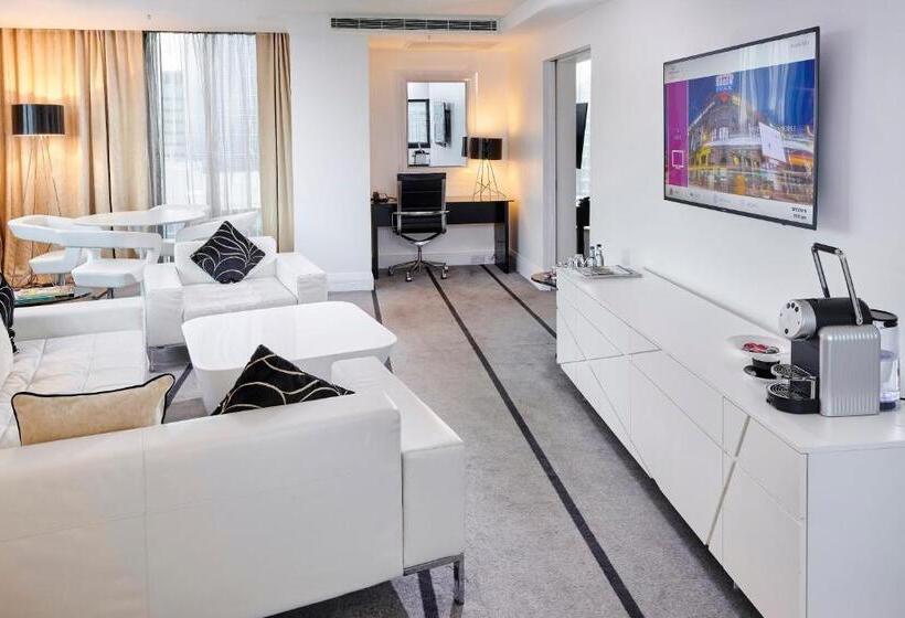 Президентский Люкс, Crowne Plaza Manchester City Centre, An Ihg
