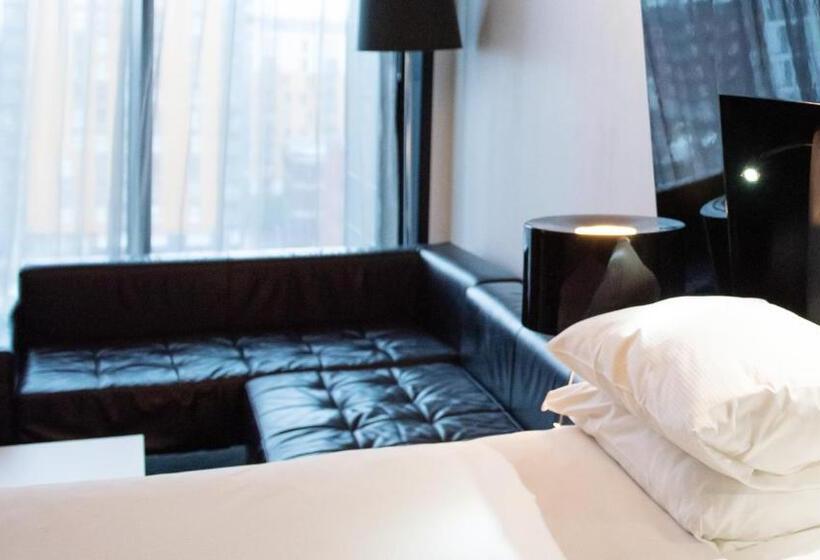 جناح جونيور سرير كينج, Crowne Plaza Manchester City Centre, An Ihg