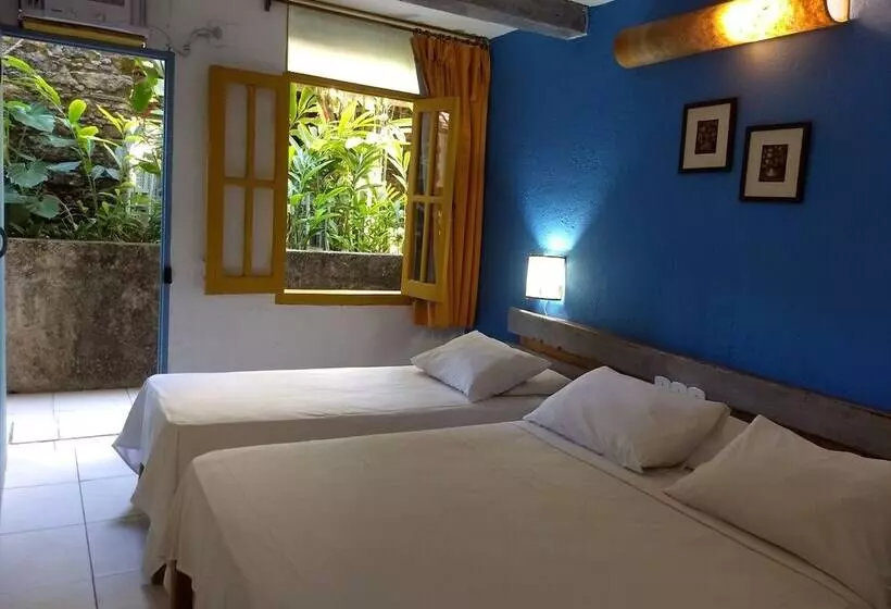 اتاق استاندارد سه نفره, Estalagem Porto Seguro