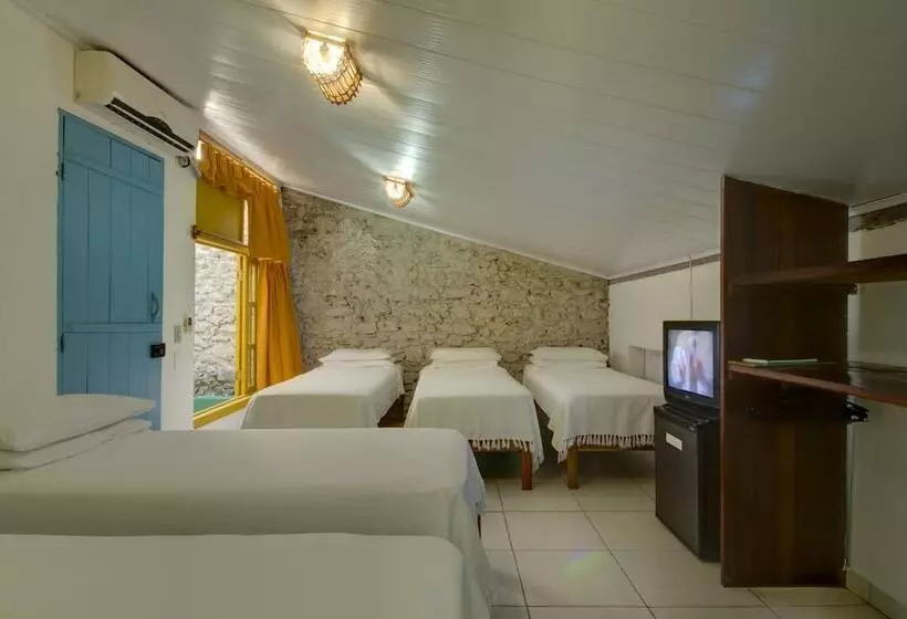 اتاق استاندارد چهار تخته, Estalagem Porto Seguro