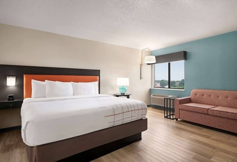 Номер Deluxe, La Quinta Inn By Wyndham Columbus Dublin