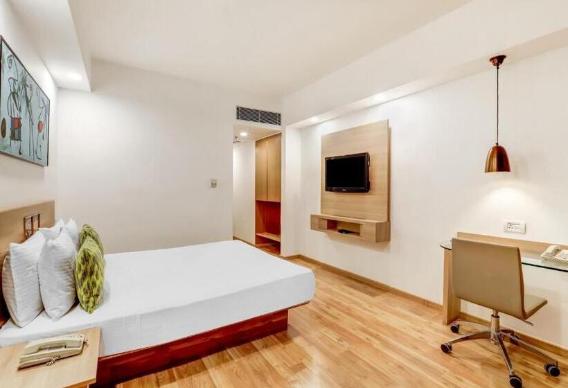 Номер бизнес-класса, Lemon Tree Hotel, Ahmedabad