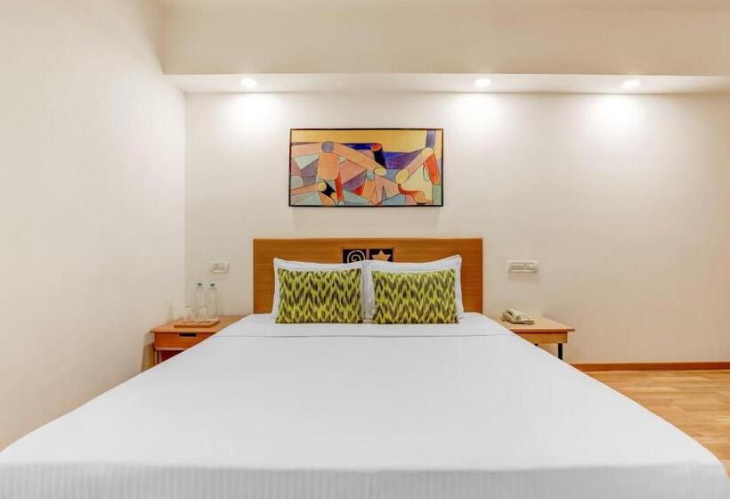 Номер бизнес-класса, Lemon Tree Hotel, Ahmedabad
