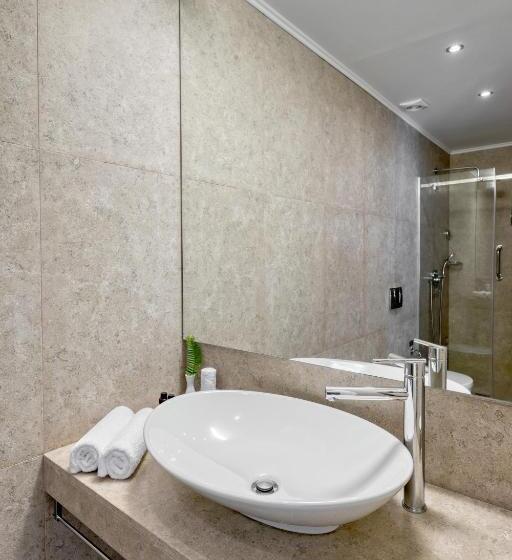 高级大房间, Leto Hydra