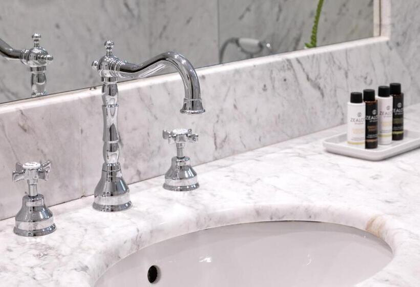 标准间带阳台, Leto Hydra