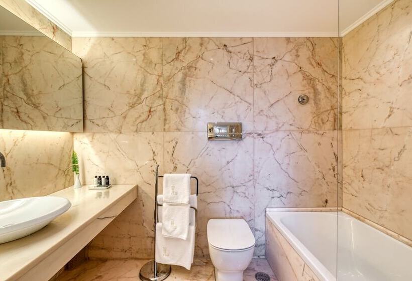 行政房间, Leto Hydra