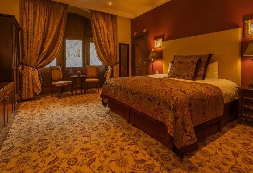 スタンダードルーム, Lough Rynn Castle