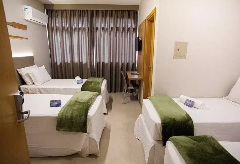 スタンダード４人部屋, Mar De Canasvieiras Hotel E Eventos