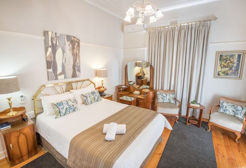 클래식 룸, Montagu Country