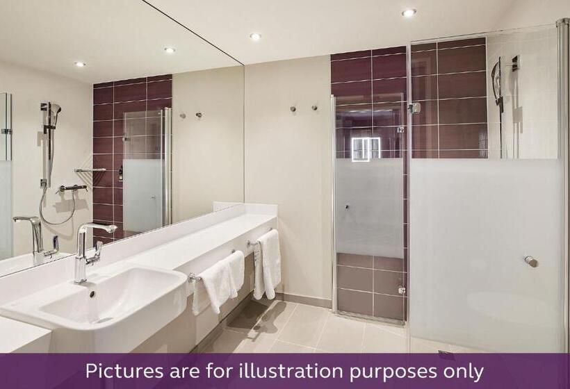 Номер Стандарт, Premier Inn München City Ost