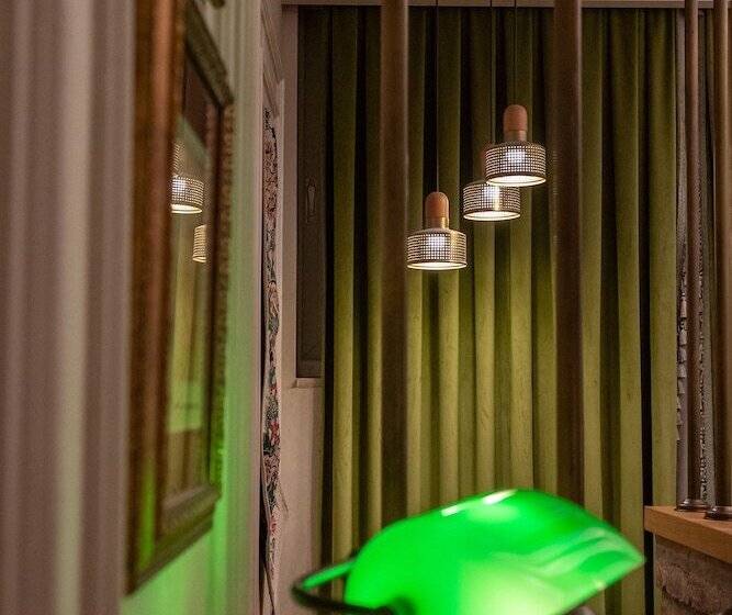 سوییت دوبلکس, Niles Istanbul