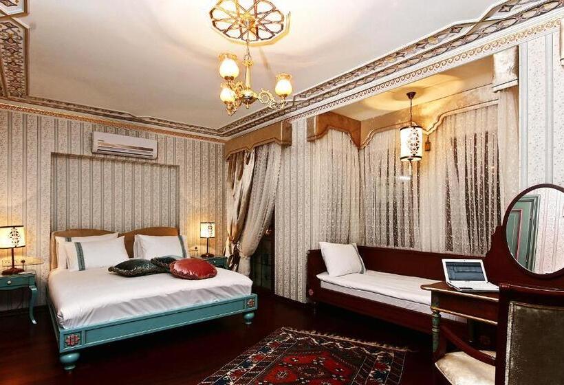 سوییت جونیور, Niles Istanbul