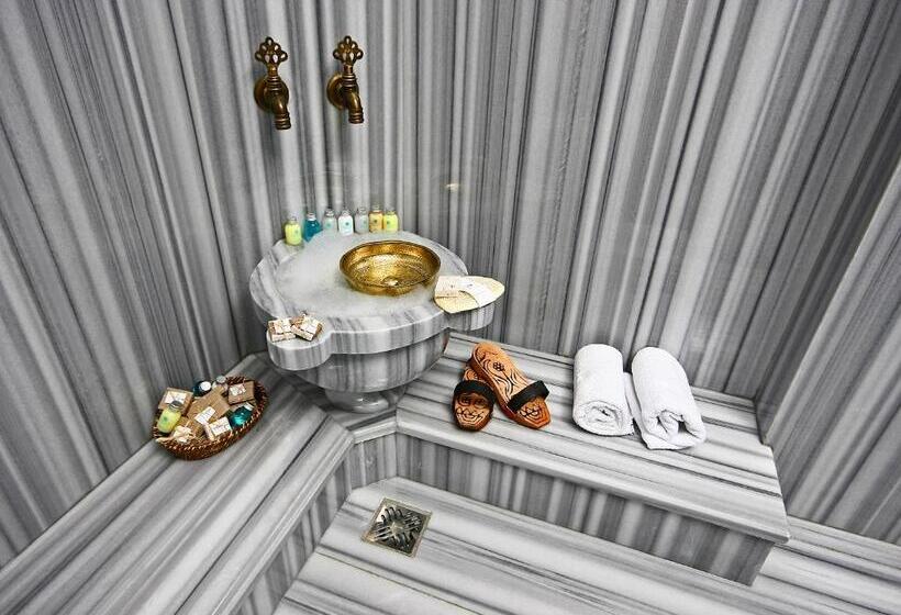 سوئیت پنت هاوس, Niles Istanbul