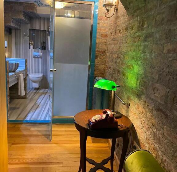メゾネットスイート, Niles Istanbul