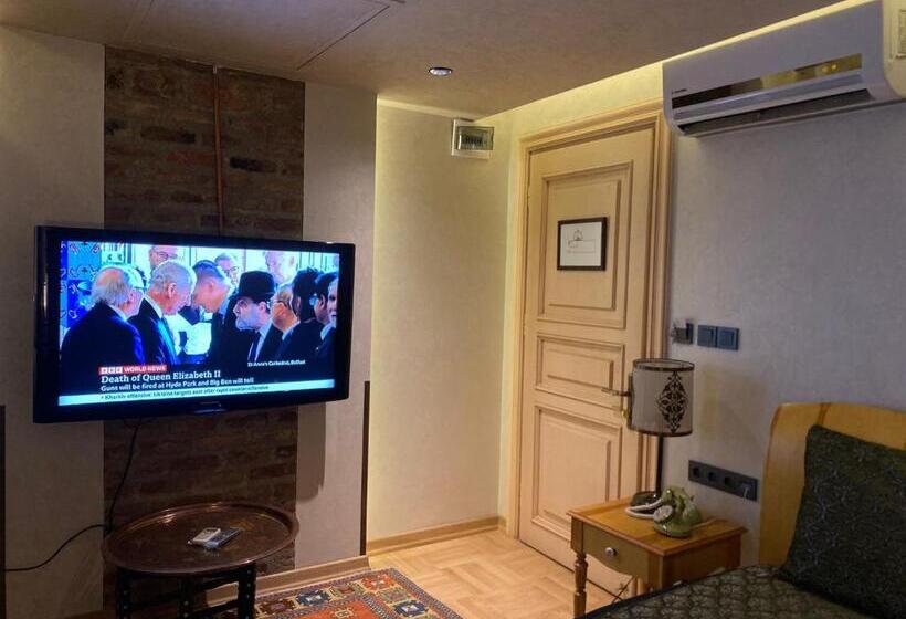 سوییت دوبلکس, Niles Istanbul