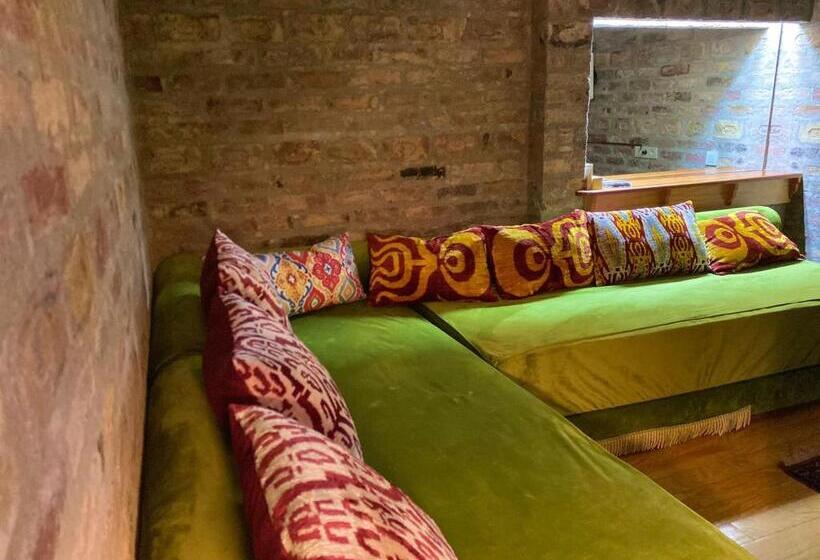 سوییت دوبلکس, Niles Istanbul