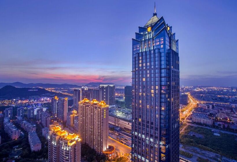 Номер Deluxe, Shangrila Suzhou