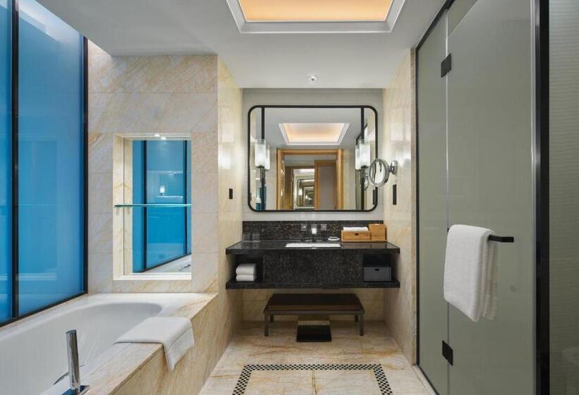 스탠다드 룸 킹사이즈 침대, Sheraton Shanghai Pudong Riverside