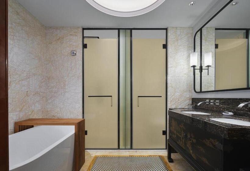 스탠다드 룸 킹사이즈 침대, Sheraton Shanghai Pudong Riverside