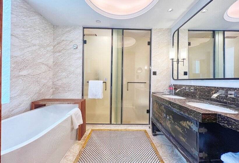 Quarto Standard 2 Camas Casal, Sheraton Shanghai Pudong Riverside