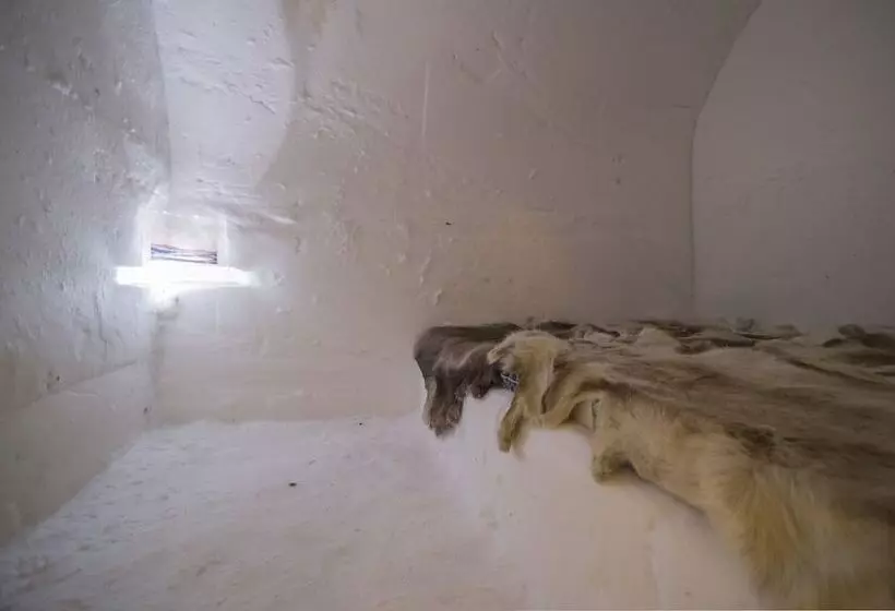 اتاق خانوادگی, Sorrisniva Igloo