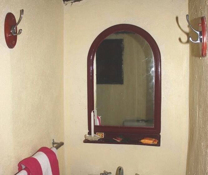 بانگلوی استاندارد, Tranquility Island Eco Dive Resort