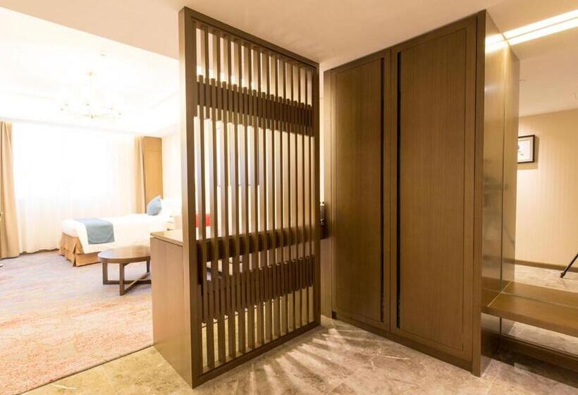 エグゼクティブファミリールーム, Wan Yue Grand Skylight