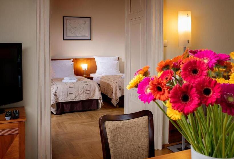 Deluxe Lejlighed 1 Soveværelse, Red Brick Apartments