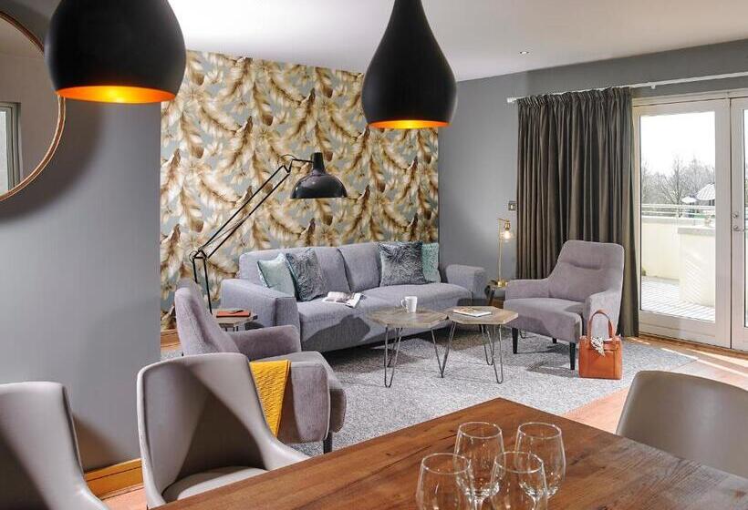 דירת שלושה חדרים, Seafield Hotel & Spa Resort