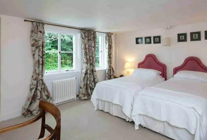 Standard-huone, Hollybank House