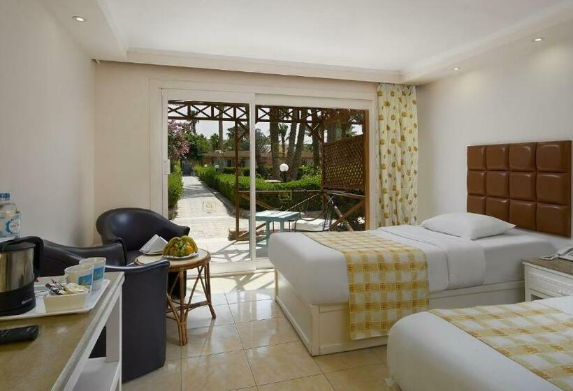 اتاق استاندارد با چشمانداز باغ, Giftun Azur Resort