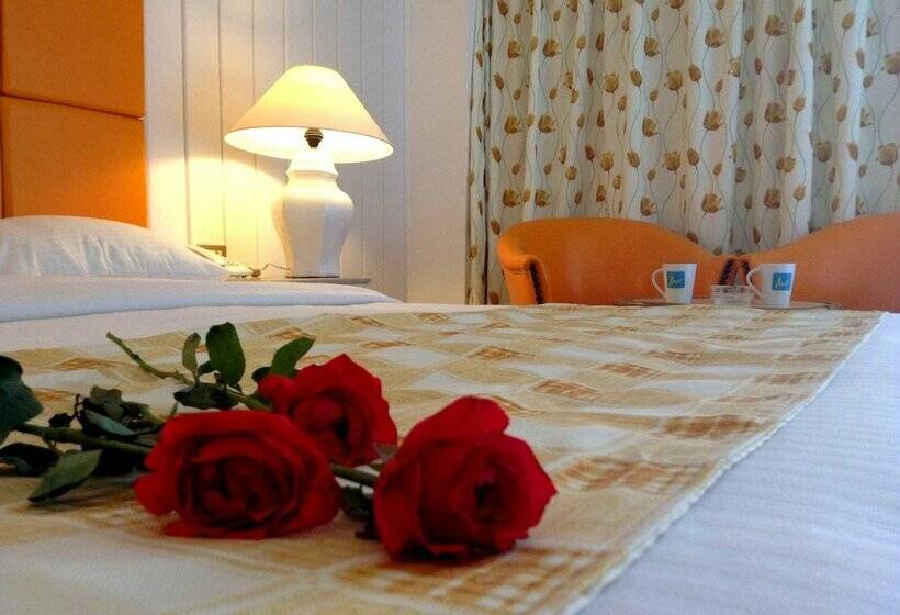 اتاق استاندارد با چشمانداز باغ, Giftun Azur Resort