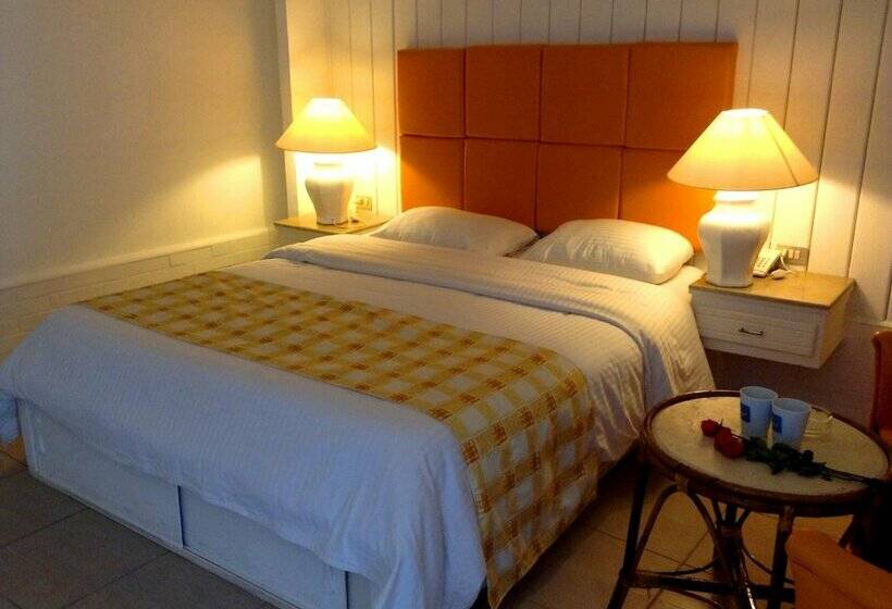 اتاق استاندارد با چشم‌انداز باغ, Giftun Azur Resort