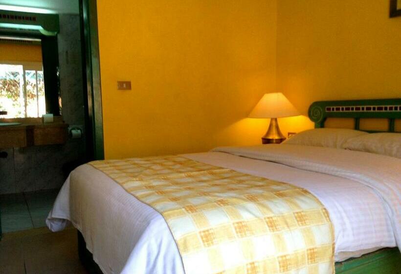 اتاق اکونومی, Giftun Azur Resort