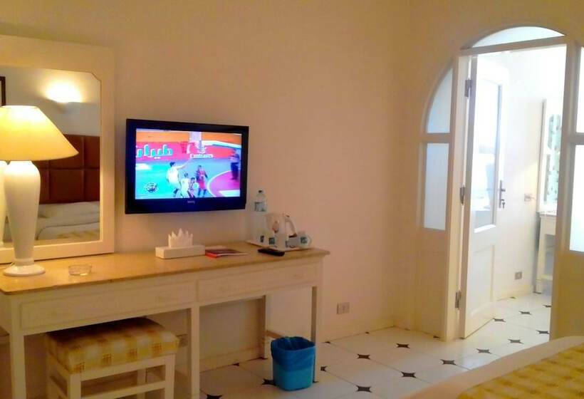 اتاق اکونومی, Giftun Azur Resort