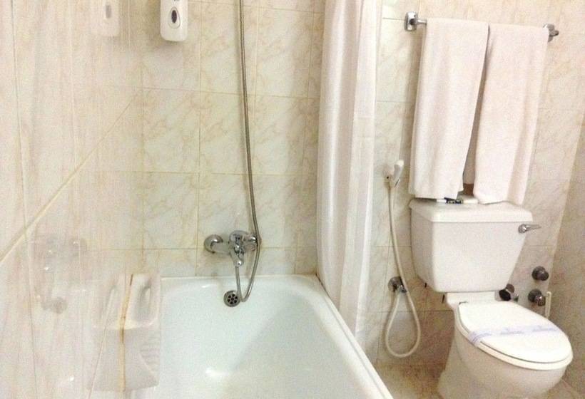 اتاق اکونومی, Giftun Azur Resort