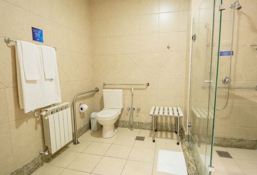 Номер Deluxe, Fioreze Origem