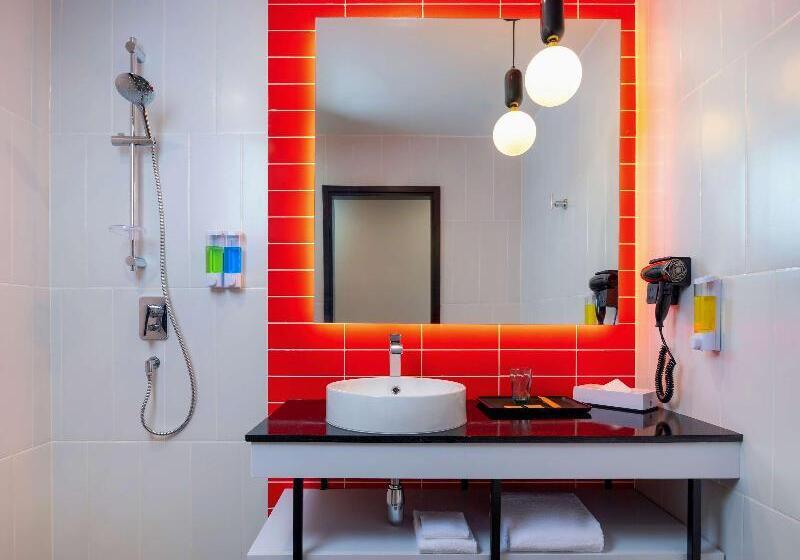 Номер Deluxe, Fioreze Origem