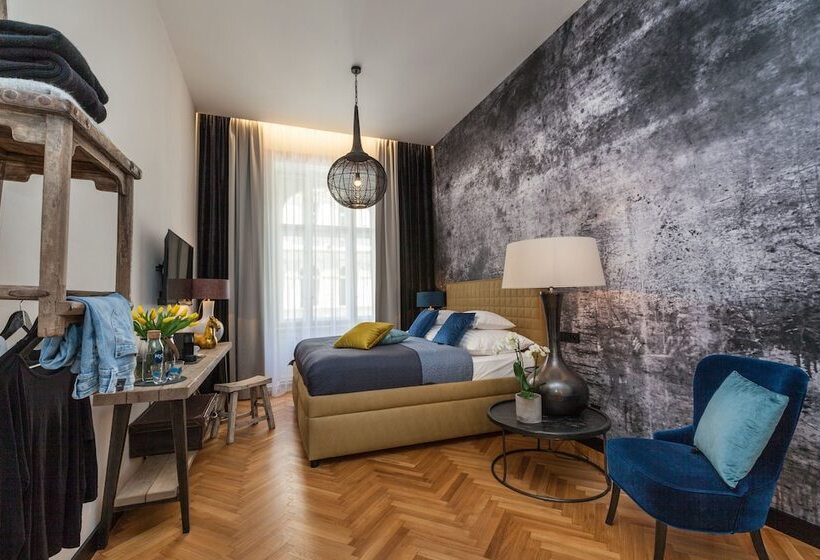اتاق استاندارد با بالکن, Antik Hotel Prague