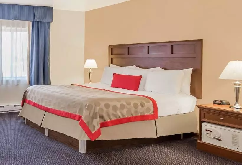 ２ダブルベッドのスタンダードルーム, Baymont By Wyndham Waukesha