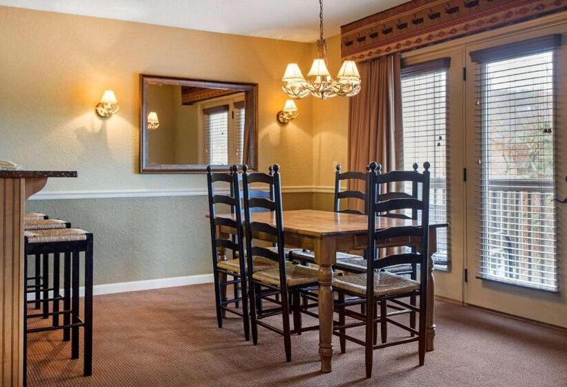 Люкс 3 Спальни, Bluegreen Vacations Blue Ridge Village, An Ascend Resort