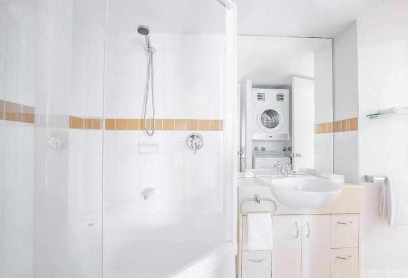 プールビューの2ベッドルームアパート, Breakfree Alexandra Beach