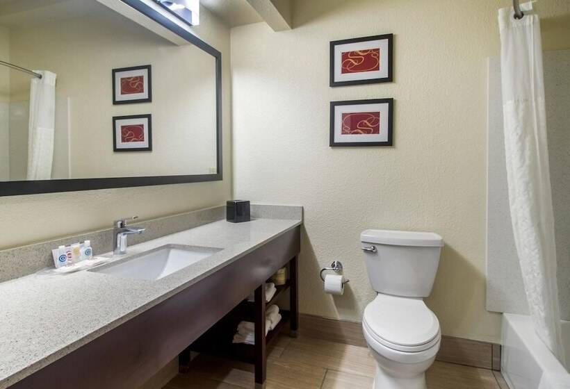 جناح, Comfort Suites