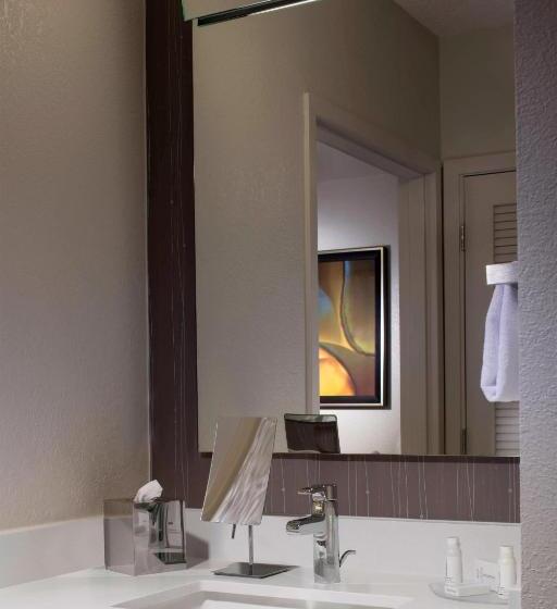 חדר סטנדרט עם מרפסת, Courtyard By Marriott Fort Lauderdale Weston