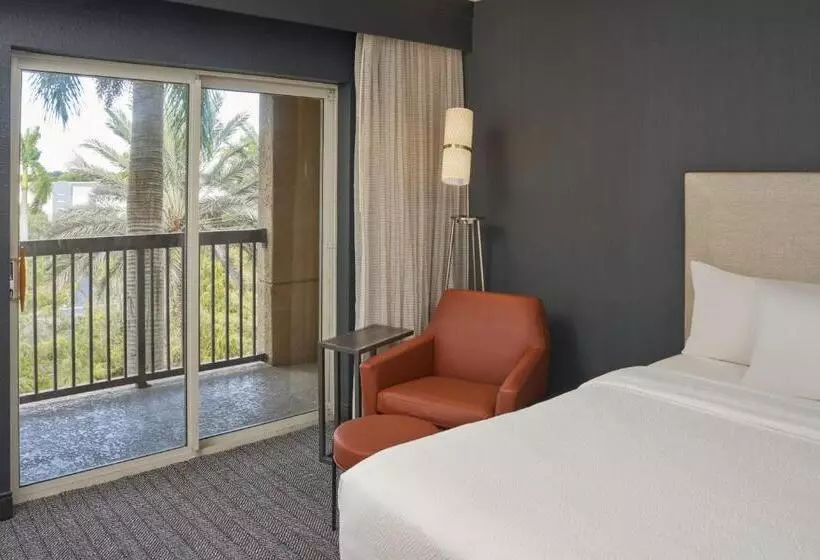 اتاق استاندارد با بالکن, Courtyard By Marriott Fort Lauderdale Weston