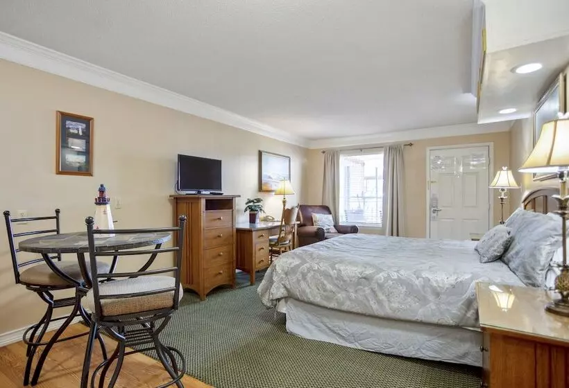 デラックスルーム, Edgewater Inn   Biloxi Beach