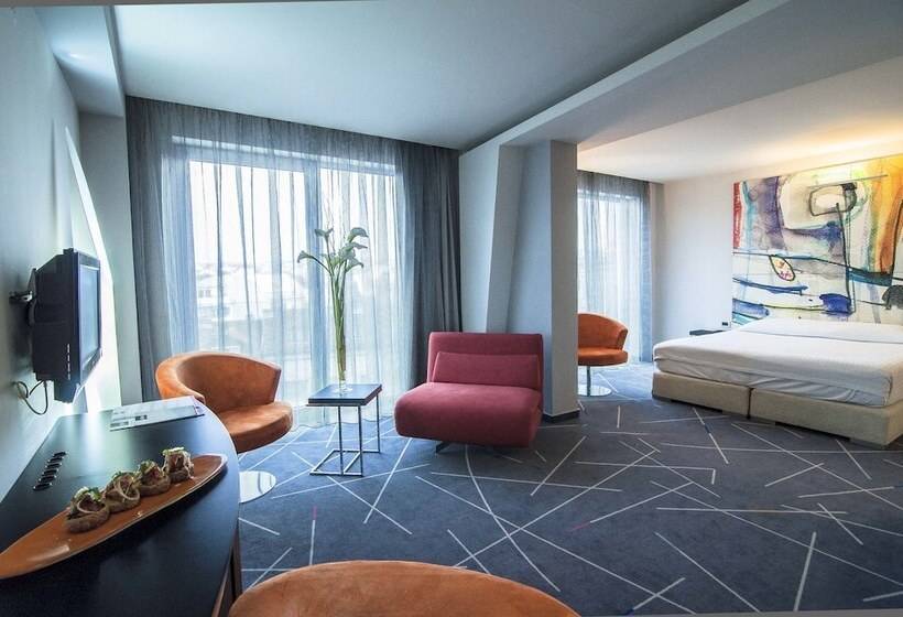 سوییت جونیور, Golden Tulip Zira Belgrade