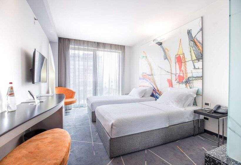 اتاق استاندارد, Golden Tulip Zira Belgrade