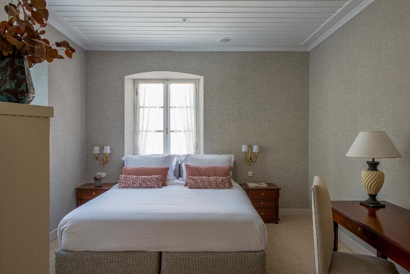 جناح جونيور, Kefalari Suites