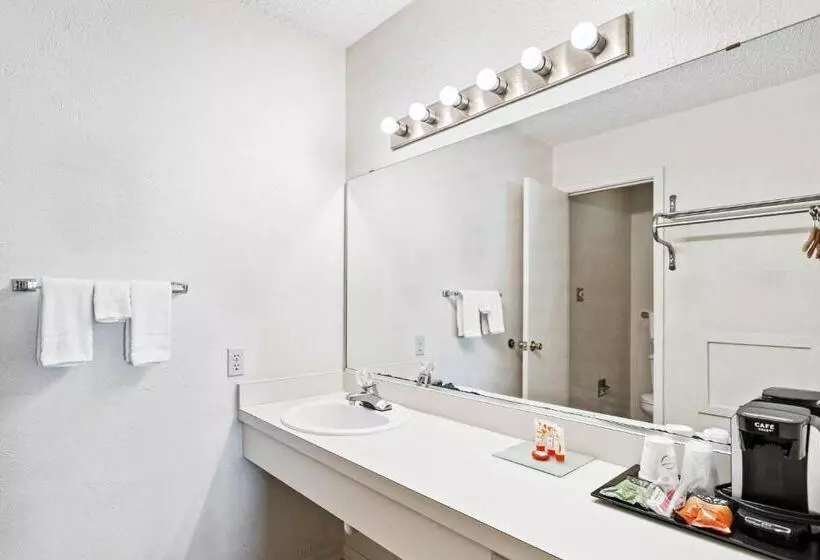 Standard-huone King-vuode, OYO Hotel Junction TX I-10